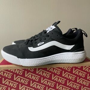 Black ultra range exo vans
